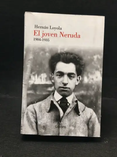 Libro 'El joven Neruda' de Hernán Loyola - miniatura 1