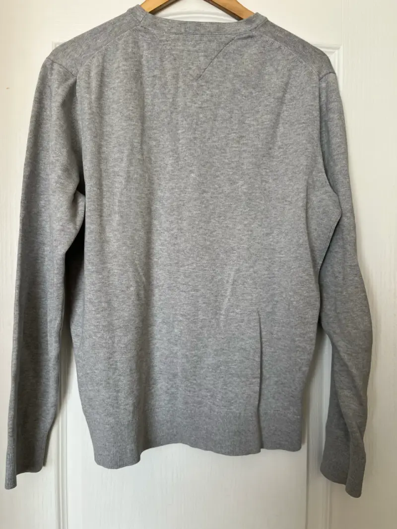 Suéter gris Tommy Hilfiger para hombre - 3