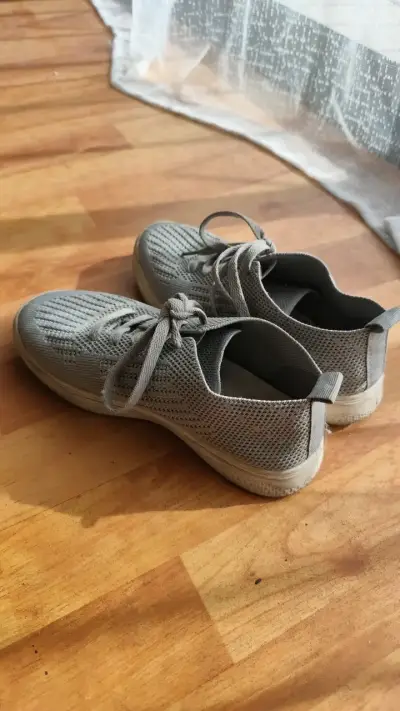 Zapatillas deportivas grises de tela - miniatura 2