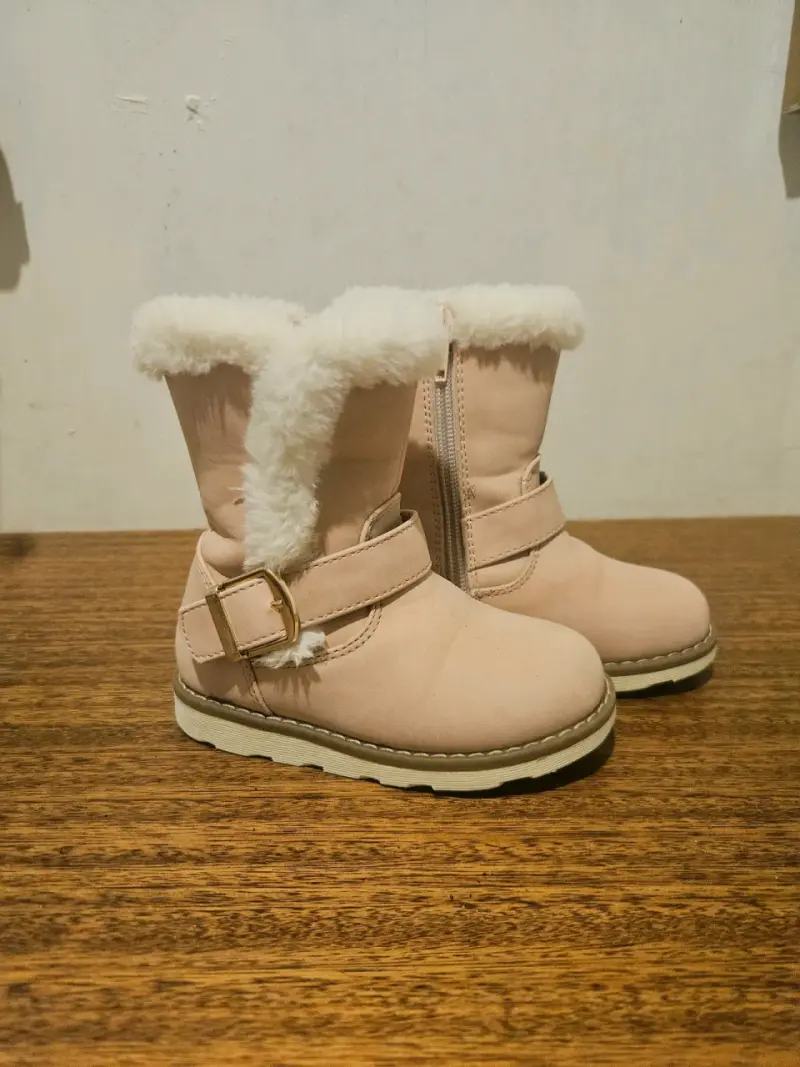 Botas talla 22