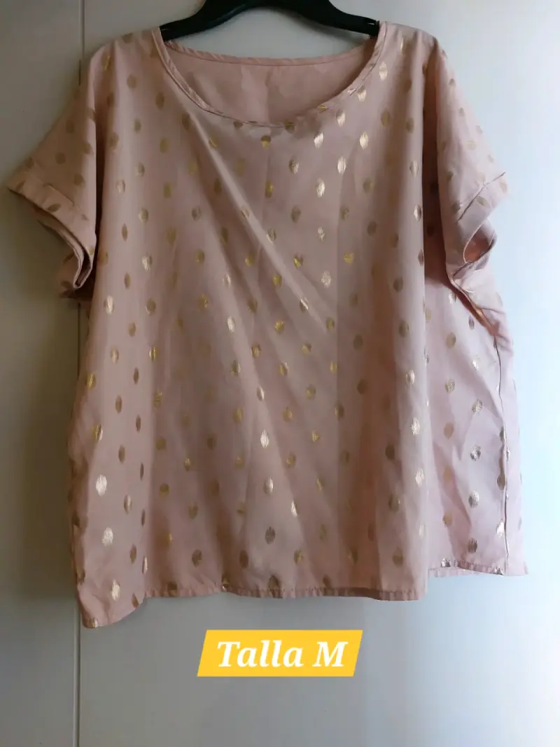 Blusa Beige con puntos dorados talla M