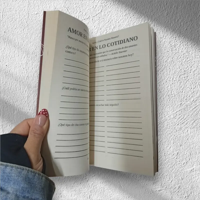 Libro 'Amor, ¿Cuál es nuestra Historia?' - 3
