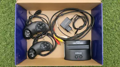 Consola Sega Genesis Classic con 81 juegos - miniatura 3