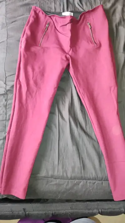 Pantalones burdeos oscuro - miniatura 1
