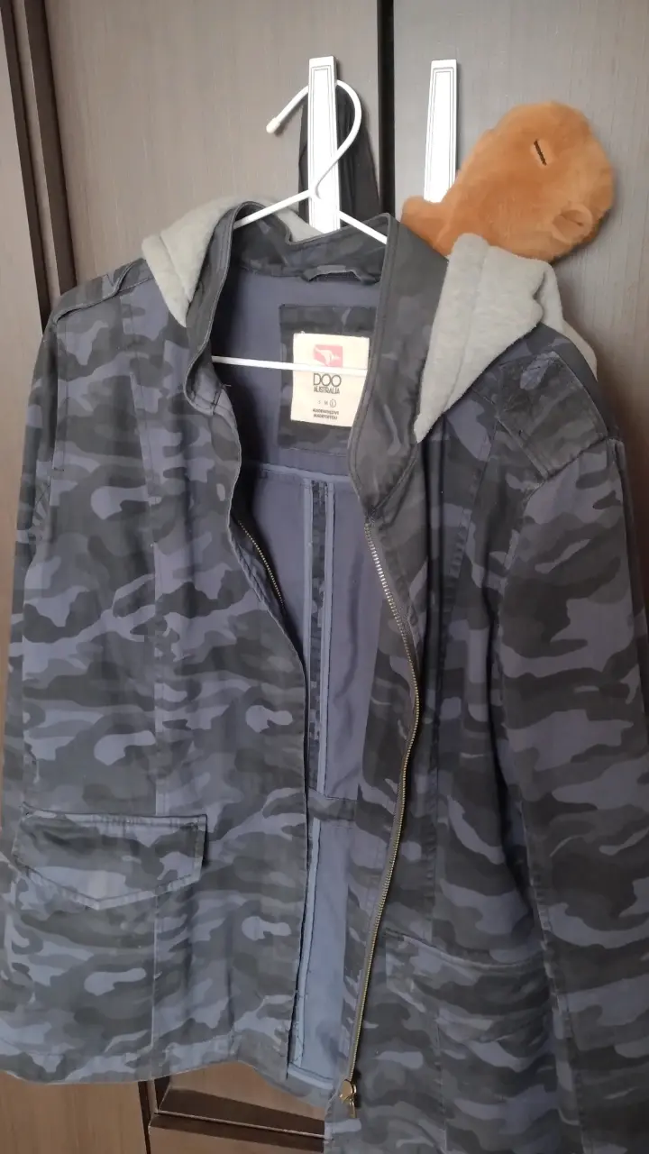 Chaqueta camuflaje con capucha gris - 2