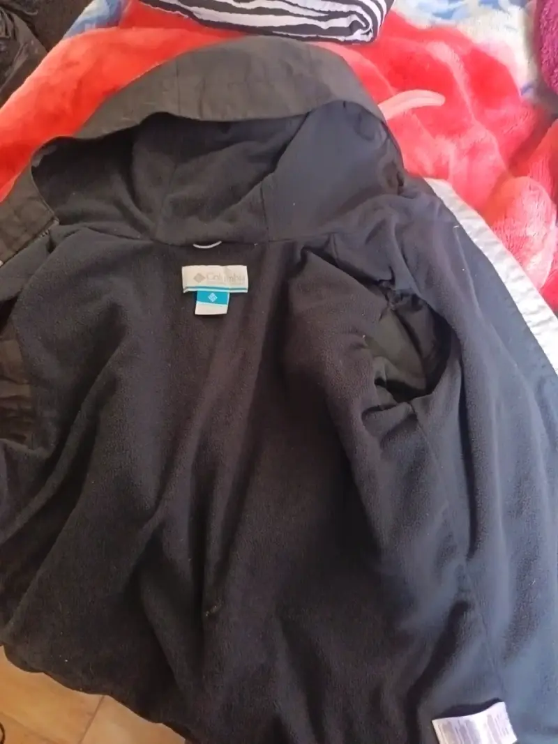 Chaqueta impermeable Columbia con capucha - 3