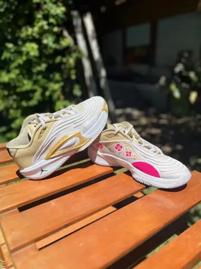 Jordan Luka 3 SE “El Matador” Talla 44 - miniatura 4