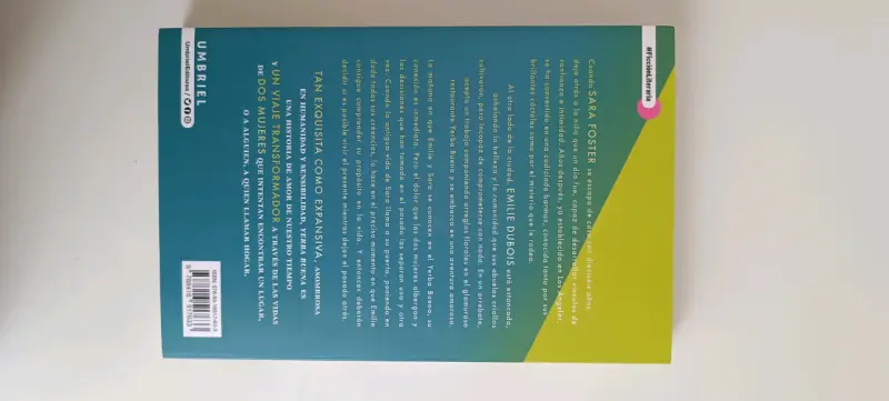 Libro 'Yerba Buena' de Nina Lacour - 2