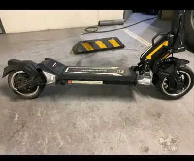 Scooter eléctrico Dualtron Ultra potente - miniatura 1