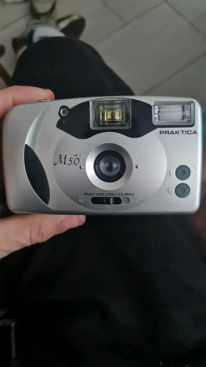 Cámaras compacta Praktica M50 vintage y GuestG4000 - 2