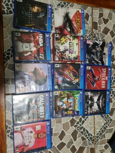 Vendo juegos  PS4 variados precios - miniatura 1