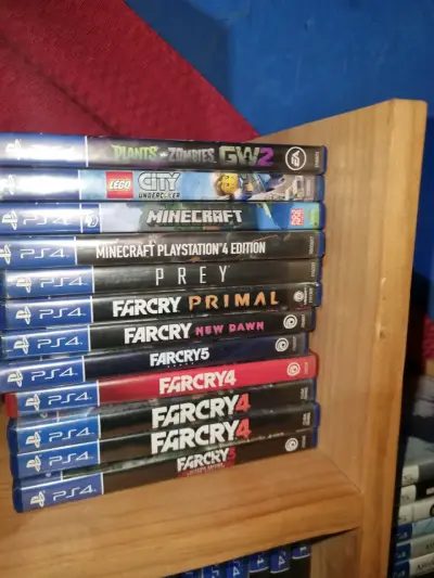 Se venden juegos  PS4 variados precios - miniatura 4