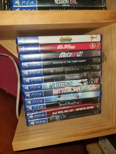 Se venden juegos  PS4 variados precios - miniatura 5