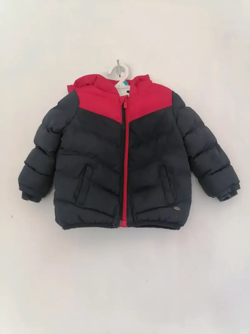 Chaqueta infantil acolchada naranja con capucha - 2