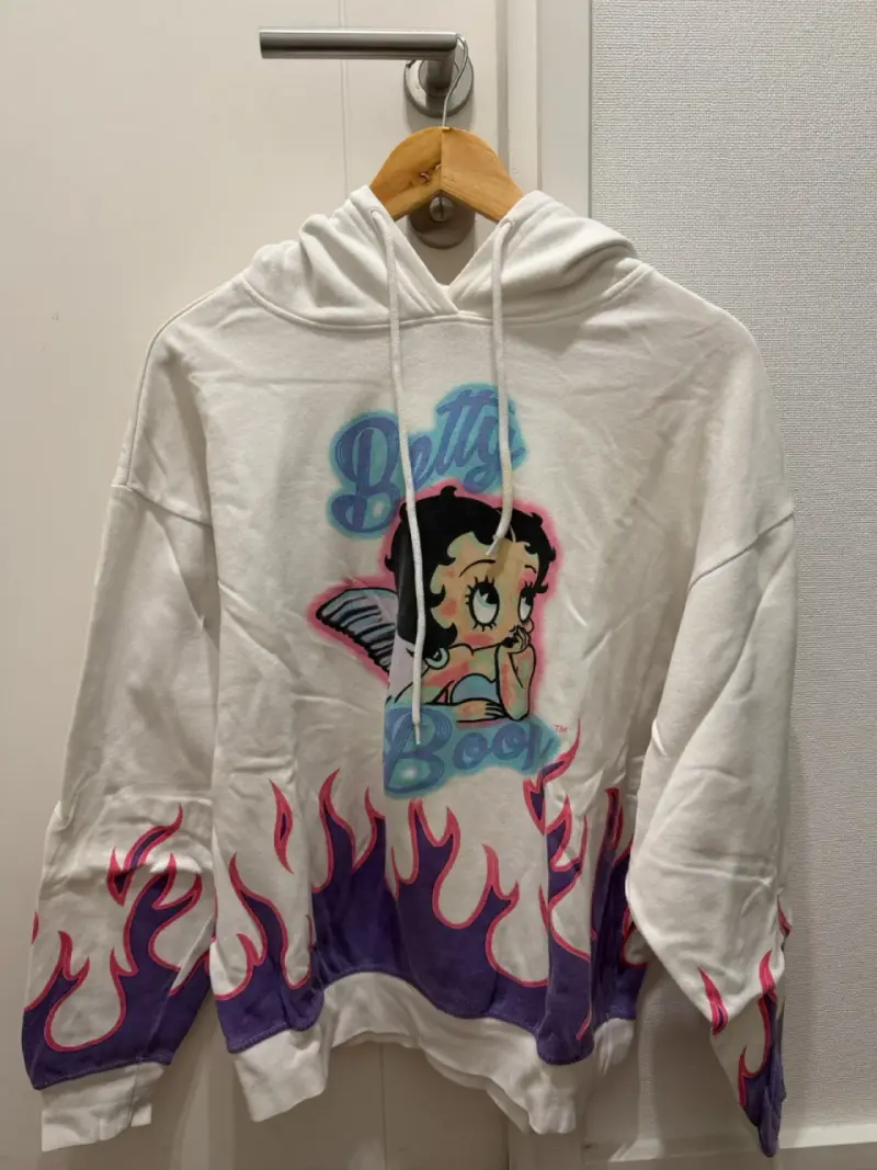 Polerón con capucha Betty Boop blanco y morado - 1