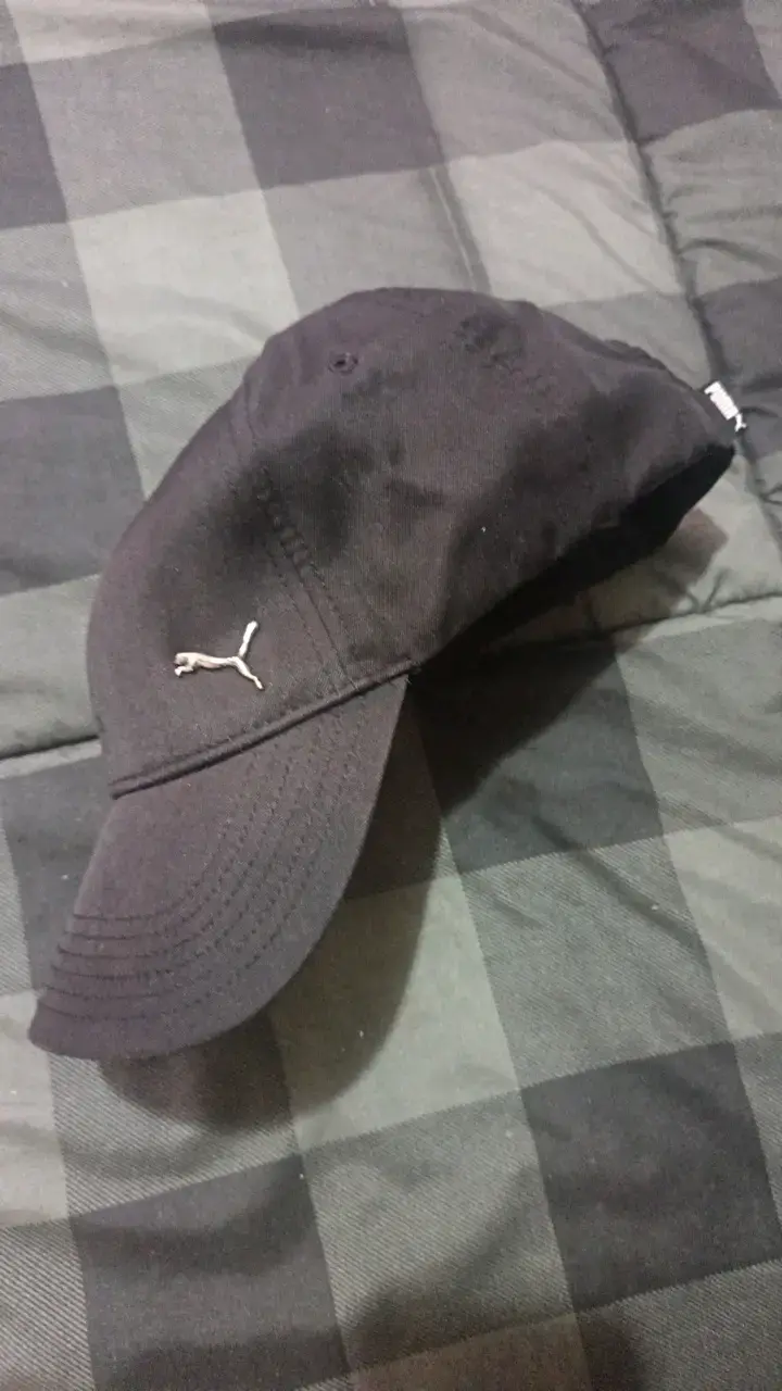Gorra negra deportiva Puma - 1