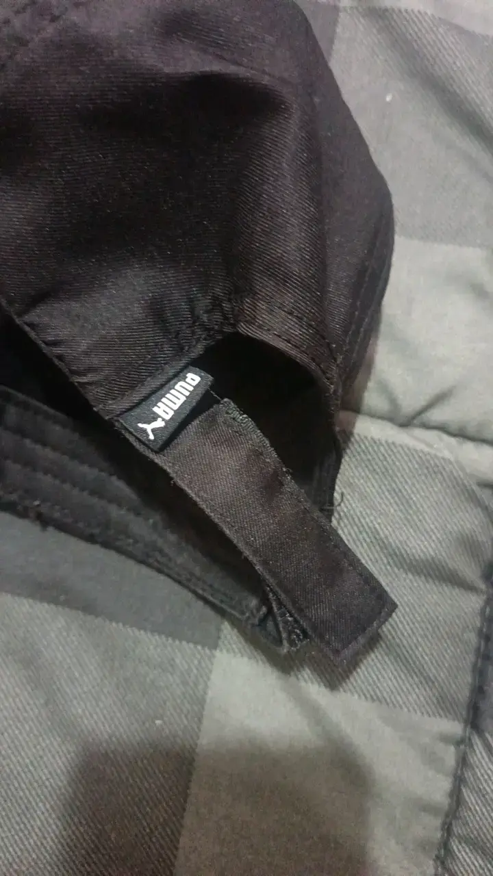 Gorra negra deportiva Puma - 4