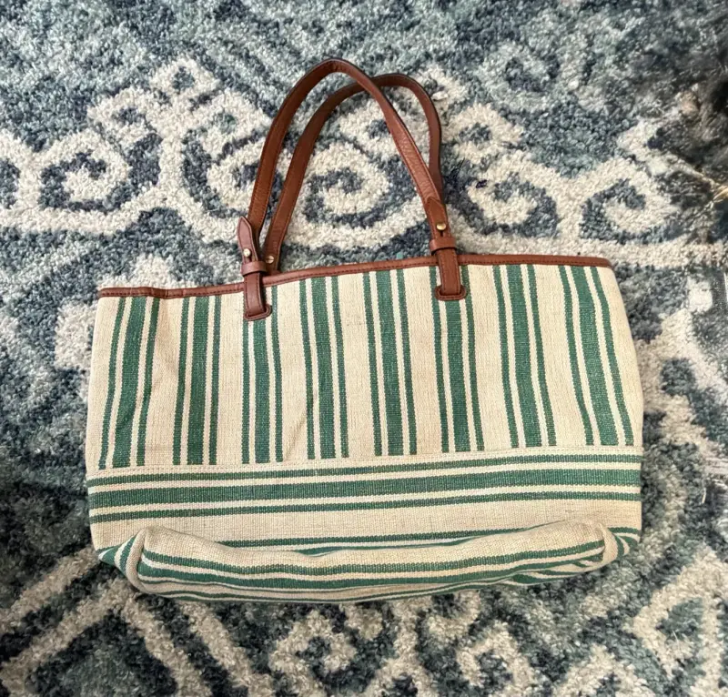 Bolso Fossil rayado con asas de cuero - 2
