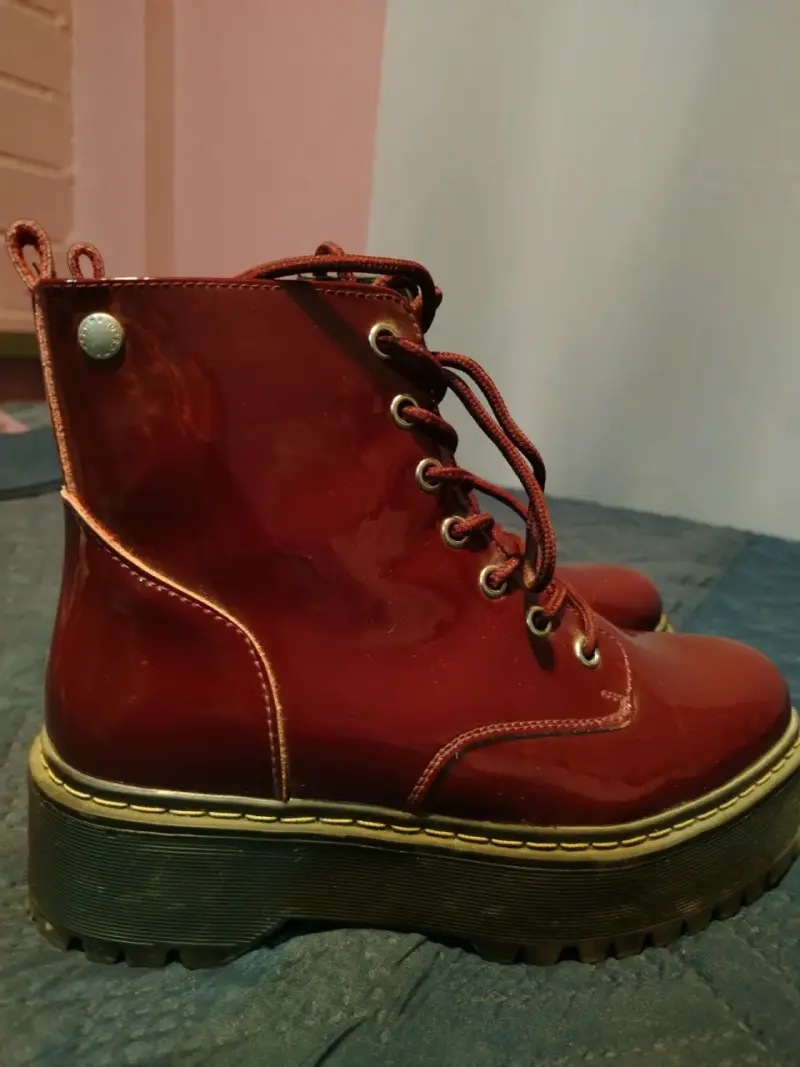 Botines de charol burdeos con plataforma - 2