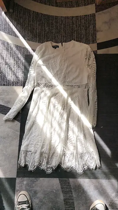 Vestido de encaje blanco City Breeze - miniatura 1