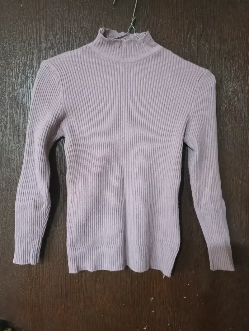 Suéter de punto lila para mujer