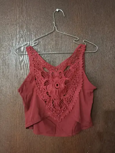 Top de encaje burdeos para mujer - miniatura 2