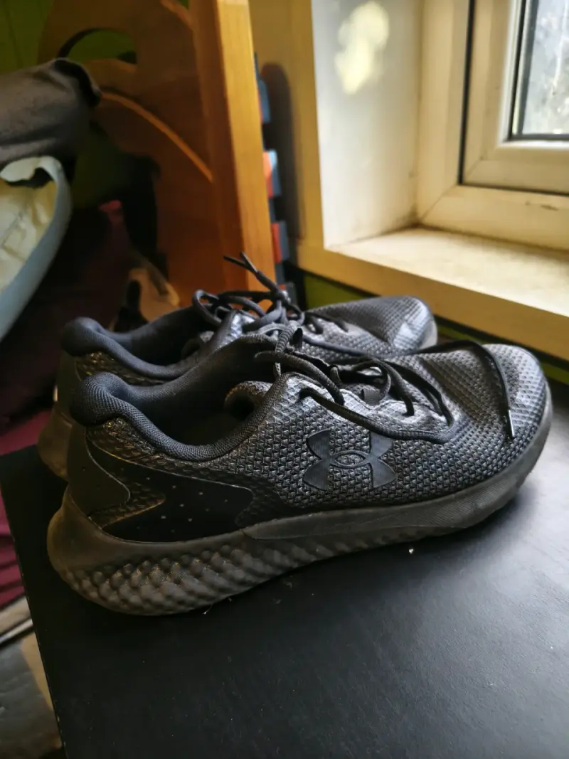 Zapatillas Under armour negras para hombre - 2