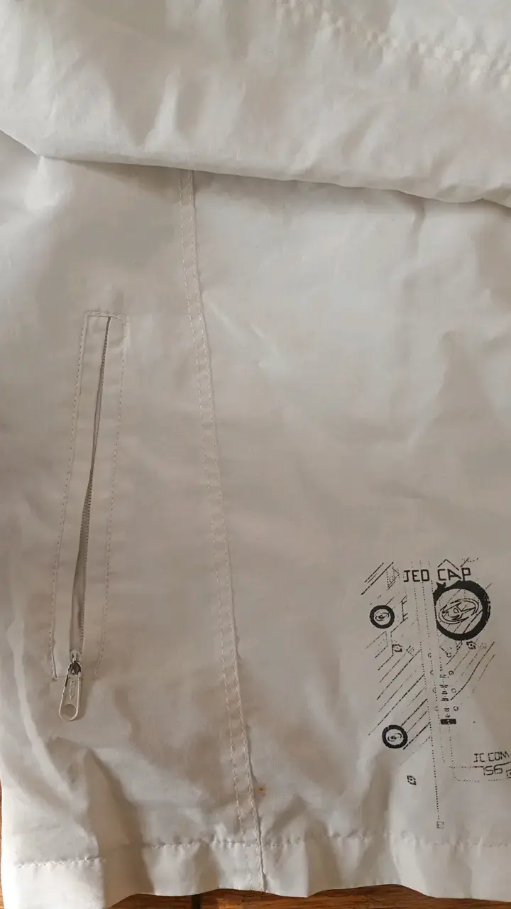 Chaqueta blanca deportiva y2k - 2