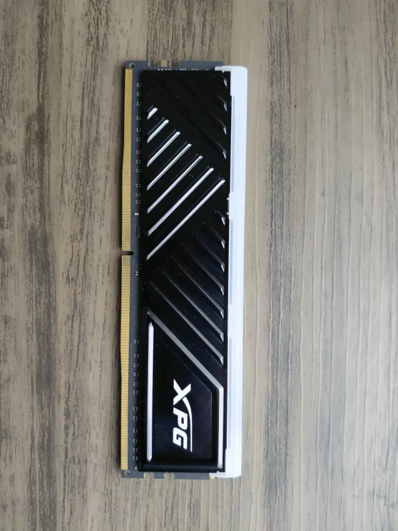 MODULO RAM DDR4 16GB ADATA XPG SPECTRIX D35G - 1