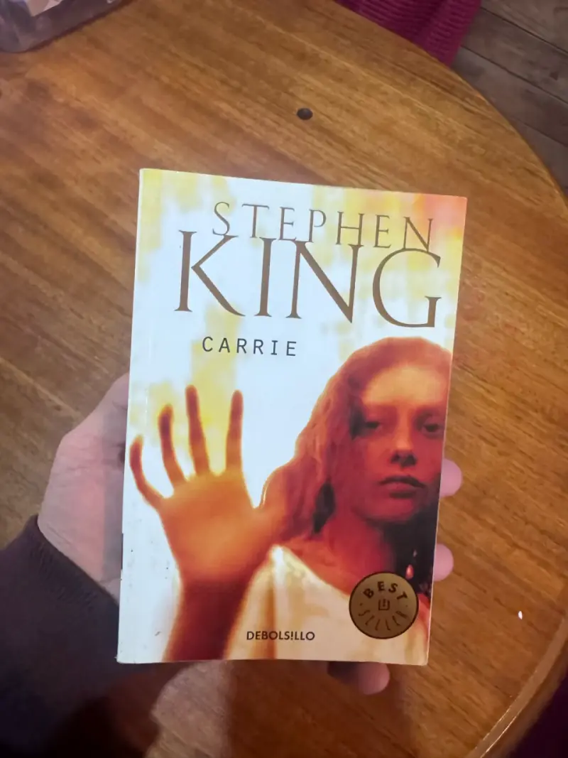 Libro 'Carrie' de Stephen King - Best Seller