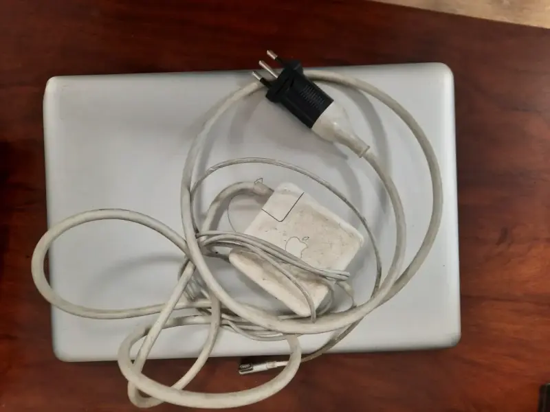 MacBook Pro 13" i5 | 16GB RAM | SSD + HDD 1TB - 6