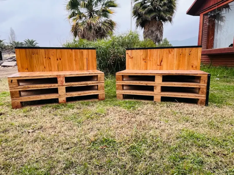 Bancos de madera reciclada para jardín - 1