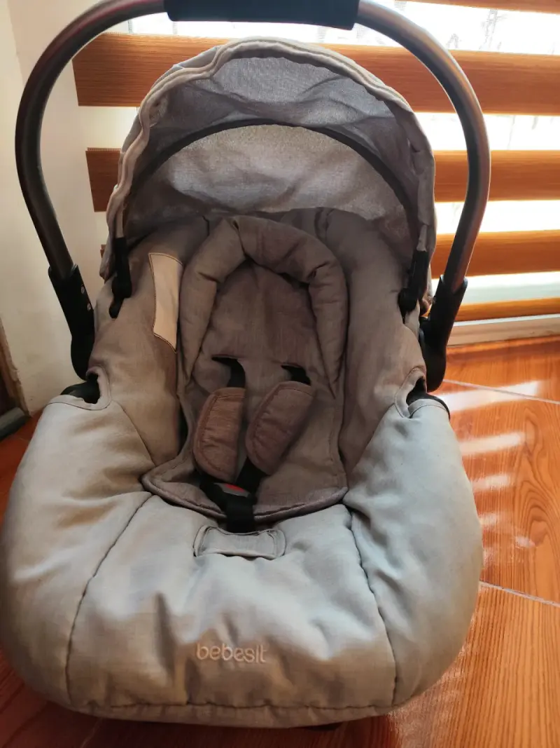 Silla de auto Bebesit gris para bebé - 1