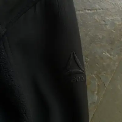 Poleron Reebok - miniatura 2