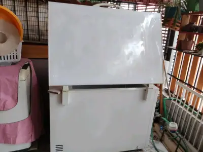 Congelador horizontal blanco en buen estado - miniatura 5