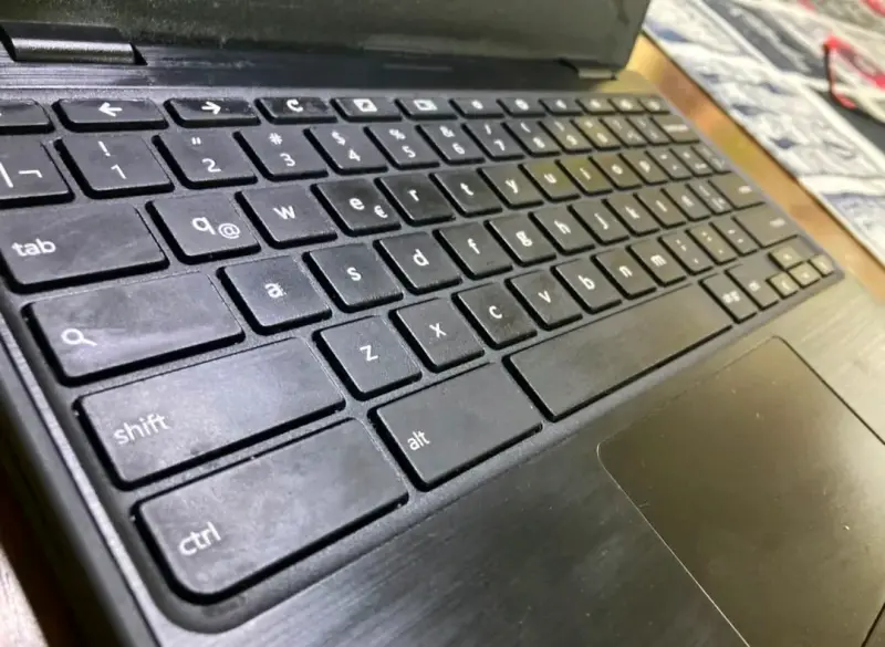 Chromebook Lenovo en buen estado - 6