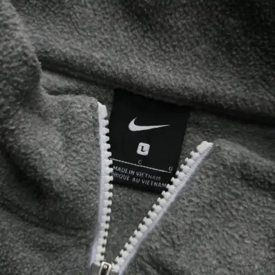 Polerón Nike gris con logo NDSU - miniatura 2