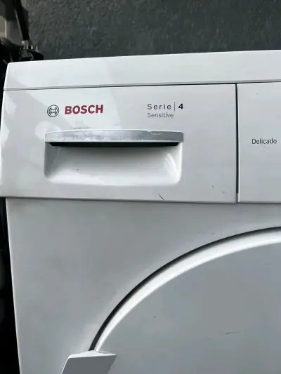 Secadora Bosch Serie 4 7kg blanca - miniatura 2
