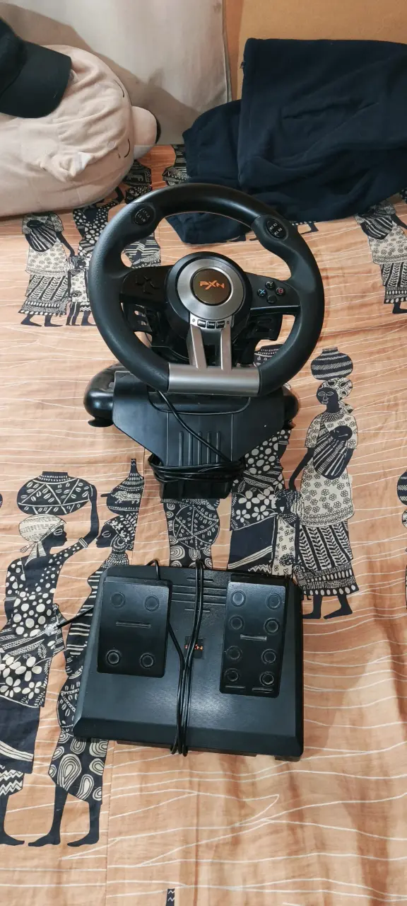 Volante de simulación PXN con pedales - 2