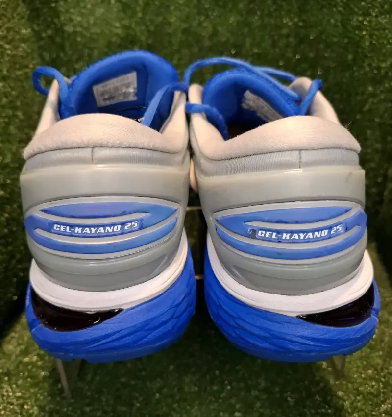 Zapatillas deportivas Asics grises y azules - 6