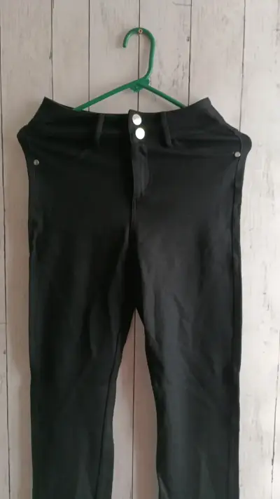 Leggins negros de mujer estilo casual - miniatura 1