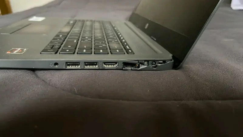 Laptop HP AMD en buen estado - 2