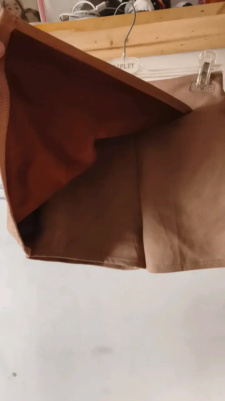 Falda corta beige de gamuza - 3