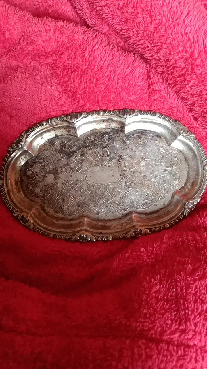 Bandeja de plata antigua con grabados - 1