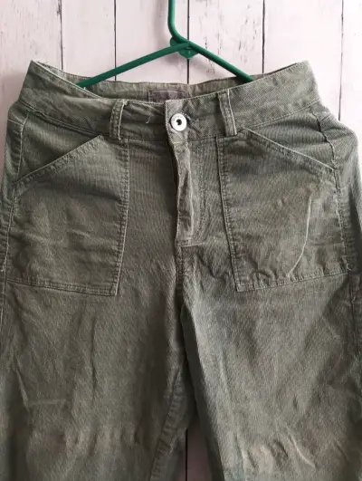 Pantalon cottele verde oliva para mujer - miniatura 2