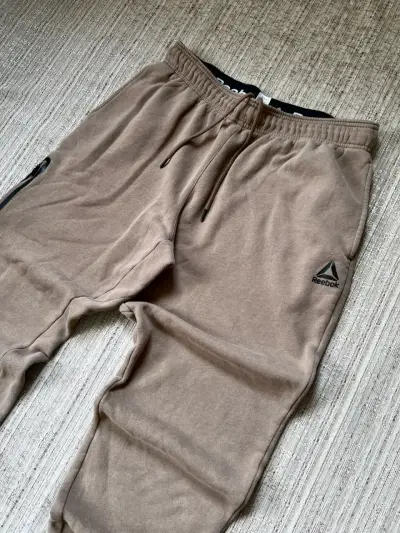 Pantalones deportivos Reebok marrones - miniatura 2