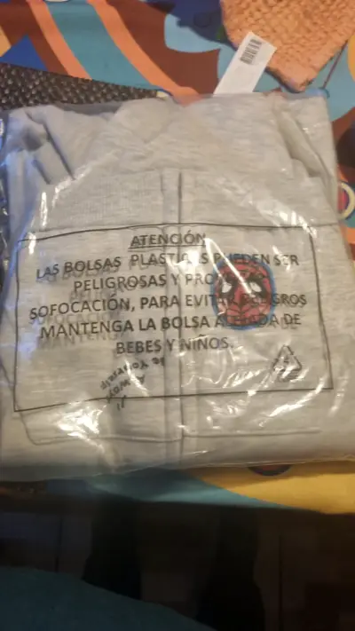 Polerón gris de Spiderman para niños - miniatura 3