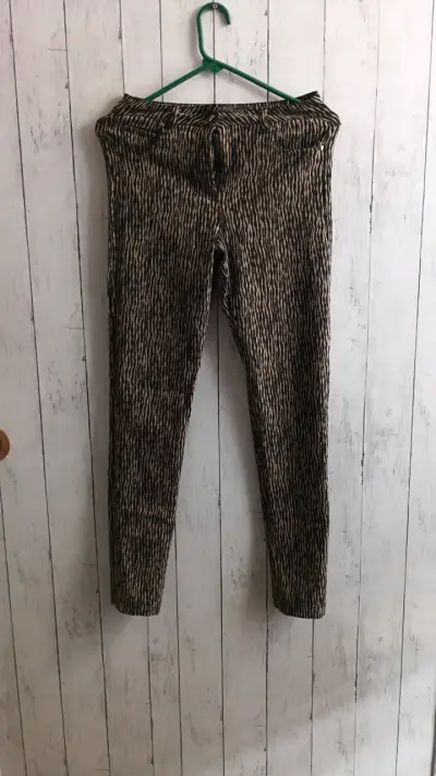 Pantalones estampados de mujer en buen estado - miniatura 1