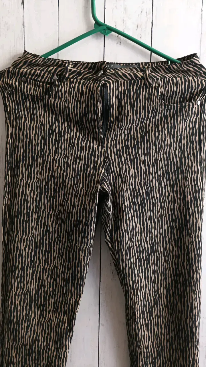 Pantalones estampados de mujer en buen estado - 2
