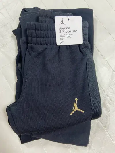 Conjunto deportivo Jordan para niño negro - miniatura 2
